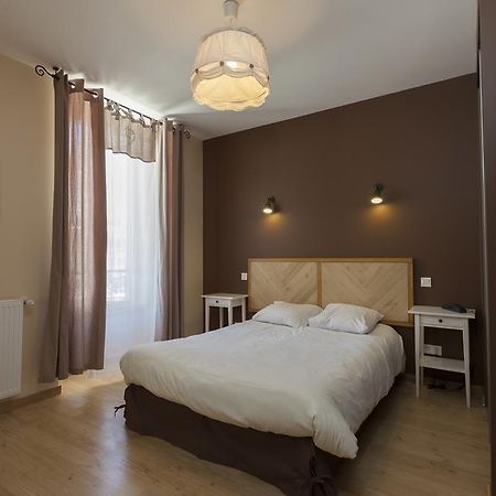 Hotel Des Alpes เลอบูร์-เดอัวซ็อง ห้อง รูปภาพ